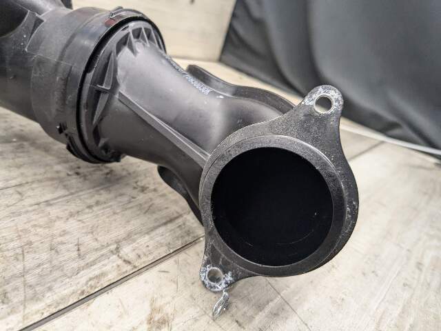 16-23 OEM BMW F39 F44 F48 X1 X2 Filtered Air Intake Box Hose Pipe Resonator B46