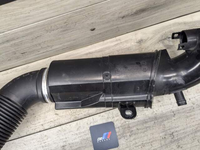 16-23 OEM BMW F39 F44 F48 X1 X2 Filtered Air Intake Box Hose Pipe Resonator B46
