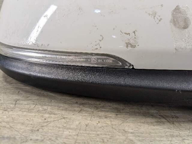 16-22 OEM BMW F48 X1 Right Passenger Side Exterior Mirror Glass Assembly White