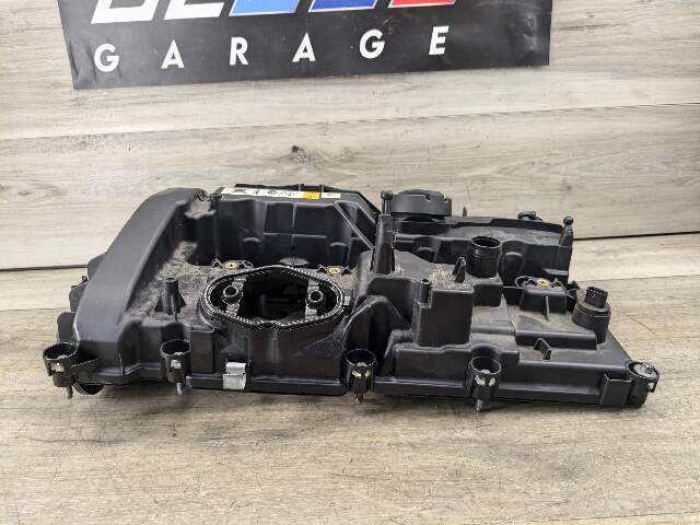 OEM BMW F22 F30 F32 G30 F48 F39 X3 X4 B46 Engine Cylinder Head Valve Cover