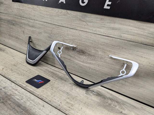 *NOTE* 16-23 OEM BMW F39 F48 X1 X2 Steering Wheel Trim Bezel Chrome Cover
