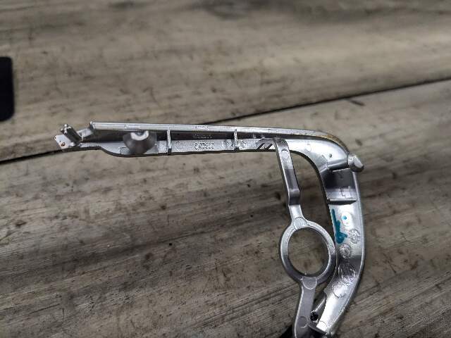 *NOTE* 16-23 OEM BMW F39 F48 X1 X2 Steering Wheel Trim Bezel Chrome Cover