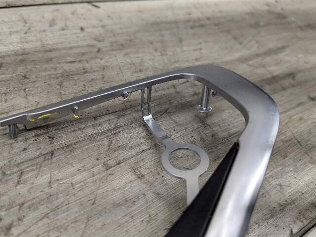 *NOTE* 16-23 OEM BMW F39 F48 X1 X2 Steering Wheel Trim Bezel Chrome Cover