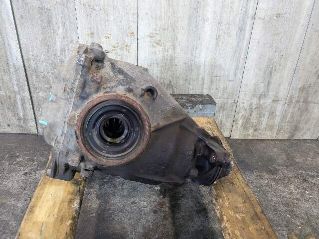 07-13 OEM BMW E70 E72 X5 X6 Rear Differential Axle Carrier 3.64 DIESEL