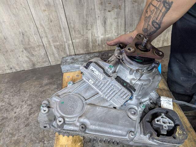 14-18 OEM BMW F15 F16 X5 X6 50iX Transmission Transfer Case ATC45L 76k
