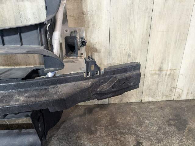 15-18 OEM BMW F85 F86 X5M X6M Radiator Support Clip Panel Frame Reinforcement
