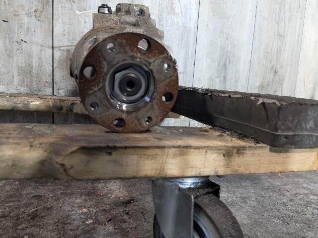 09-12 OEM BMW F01 F02 750 B7 N63 AWD Front Differential Axle Carrier 3.46