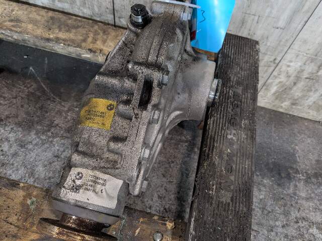 09-12 OEM BMW F01 F02 750 B7 N63 AWD Front Differential Axle Carrier 3.46
