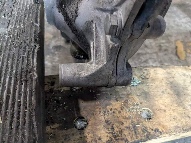 09-12 OEM BMW F01 F02 750 B7 N63 AWD Front Differential Axle Carrier 3.46