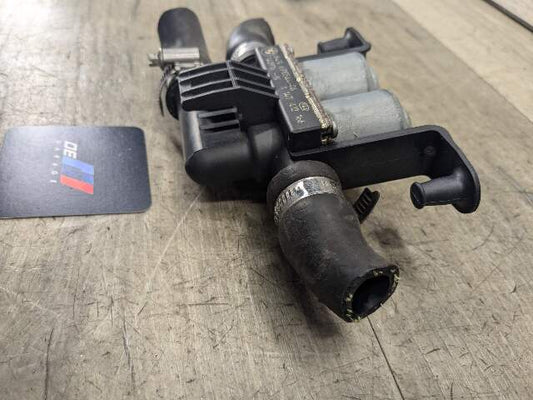 06-19 OEM BMW E70 E71 F15 F16 F85 X5 X6 Engine Water Heater Control Valve Pump