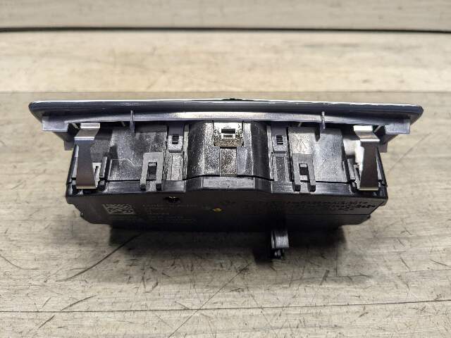 NOTE* 16-19 OEM BMW G12 740 750 M760 Headlight Switch Control Panel Light Module