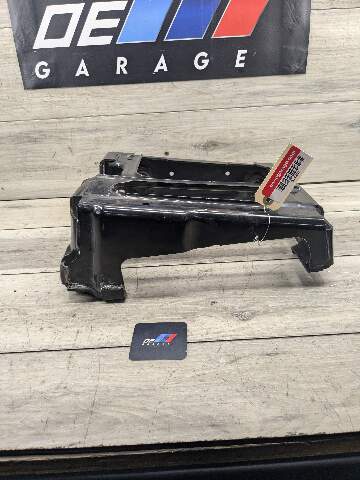 OEM BMW G01 G02 F97 X3 Front Right Passenger Side Radiator Reinforcement Bracket