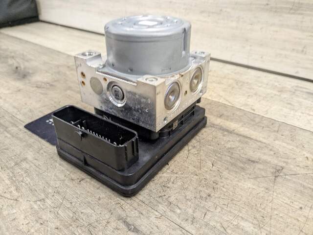 16-23 OEM BMW F39 F48 X1 X2 ABS Brake Pump Anti Lock Dynamic Stability Control