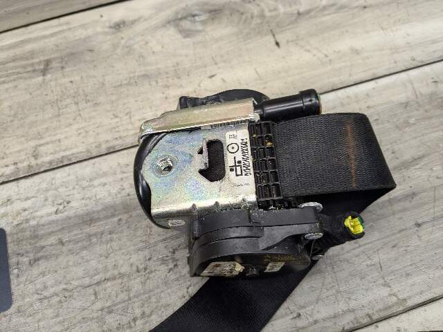 OEM BMW F15 F16 F85 F86 X5 X6 Front Right Passenger Seat Belt Retractor Black