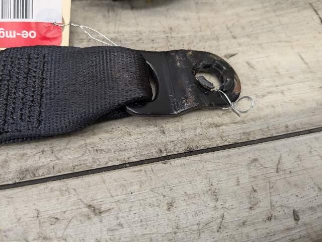 14-18 OEM BMW F15 F85 X5 Rear Right Passenger Side Seatbelt Seat Belt Retractor