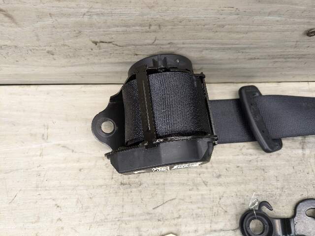 14-18 OEM BMW F15 X5 Rear Left Driver Side Upper Seatbelt Seat Belt Retractor