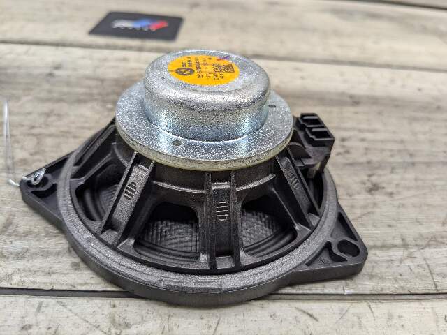 14-19 OEM BMW F15 F16 F85 F86 X5 X6 Stereo Audio Speaker Top Harman Kardon