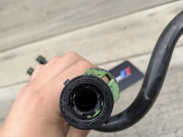 16-19 OEM BMW G12 G30 540dX 740 Transmission Oil Cooler Hose Pipe Lines B57 B58