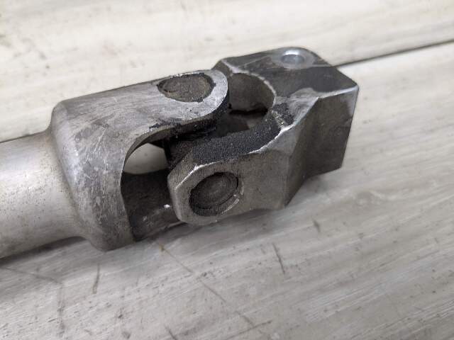 16-24 OEM BMW G12 G14 G15 G16 G30 Steering Column Intermediate Lower Joint Shaft