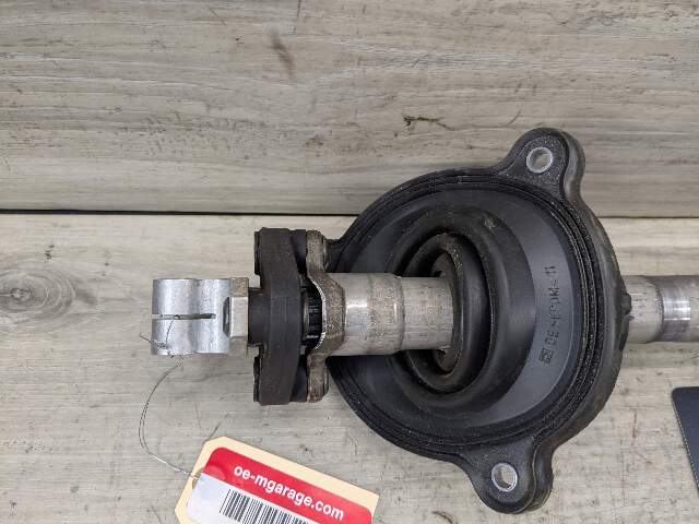 16-24 OEM BMW G12 G14 G15 G16 G30 Steering Column Intermediate Lower Joint Shaft