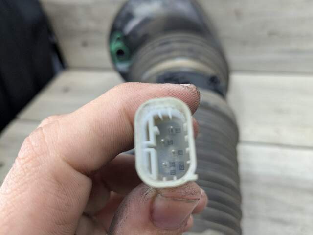 *NOTE* OEM BMW G11 G12 740i RWD FRONT Left Driver Air Suspension Shock Absorber