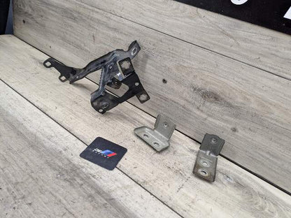 16-19 OEM BMW G11 G12 740 750 Front Left Driver Side Fender Holder Bracket SET