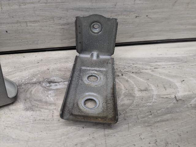 16-19 OEM BMW G11 G12 740 750 Front Right Passenger Fender Holder Bracket SET