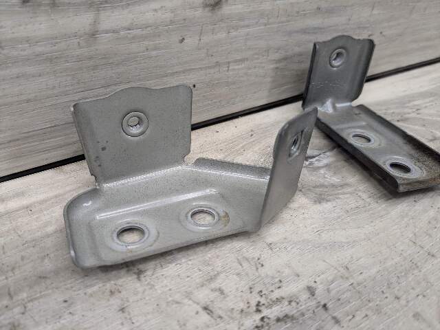 16-19 OEM BMW G11 G12 740 750 Front Right Passenger Fender Holder Bracket SET