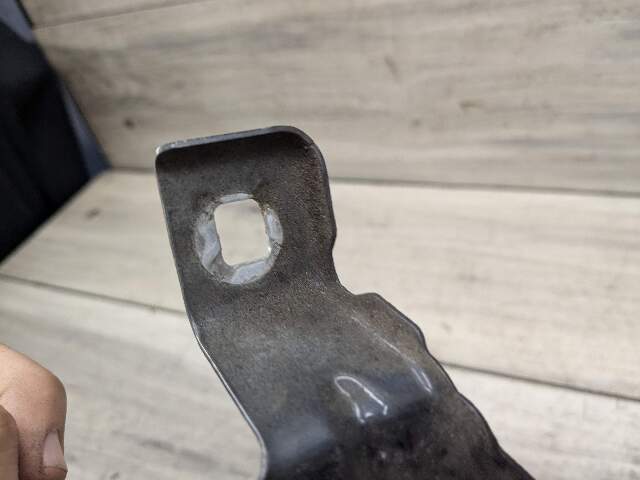 16-19 OEM BMW G11 G12 740 750 Front Right Passenger Fender Holder Bracket SET