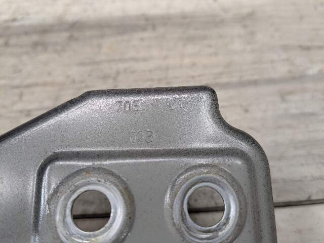 16-19 OEM BMW G11 G12 740 750 Front Right Passenger Fender Holder Bracket SET