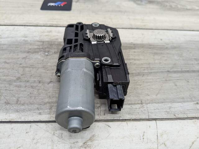 16-20 OEM BMW G12 740 750 M760 Upper SUNROOF Moon Roof Motor Unit