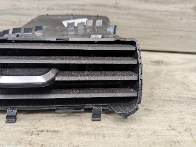 16-19 OEM BMW G11 G12 Right Passenger Side Air AC Vent Dash Grille Trim