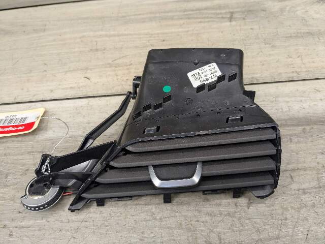 16-19 OEM BMW G11 G12 Right Passenger Side Air AC Vent Dash Grille Trim