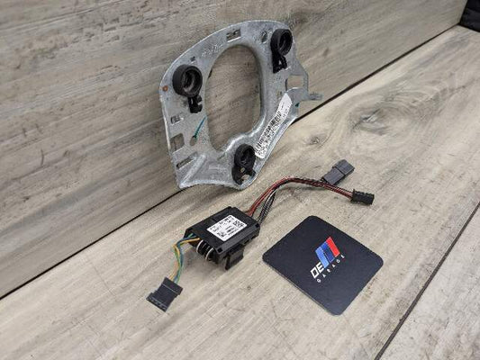 06-13 OEM BMW E70 E71 X5 X6 Steering Wheel Heater Control Module + Bracket