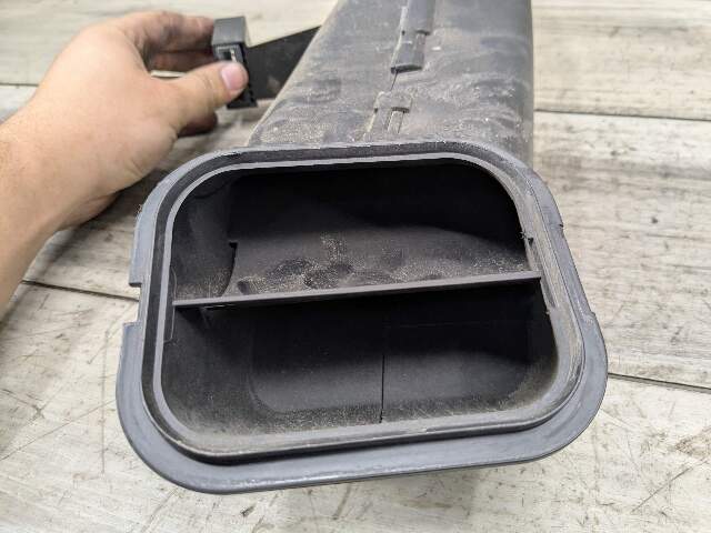 18-23 OEM BMW G01 G05 G06 G07 X3 X5 X7 Engine B58C Air Cleaner Intake Inlet Duct