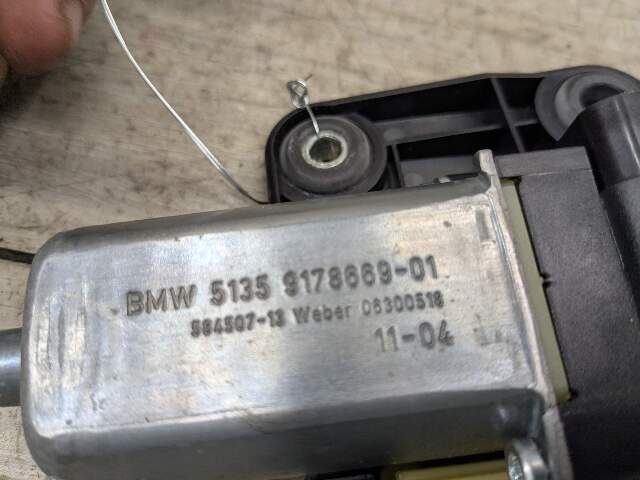 09-12 OEM BMW F01 F02 740 750 B7 Rear Left Driver Side Sun Shade Blind Motor
