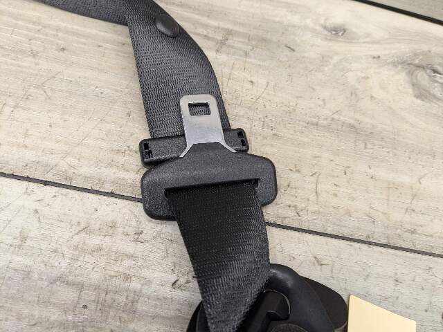 OEM BMW G01 G02 F97 F98 X3 X4 Front Right Passenger Seat Belt Seatbelt Retractor