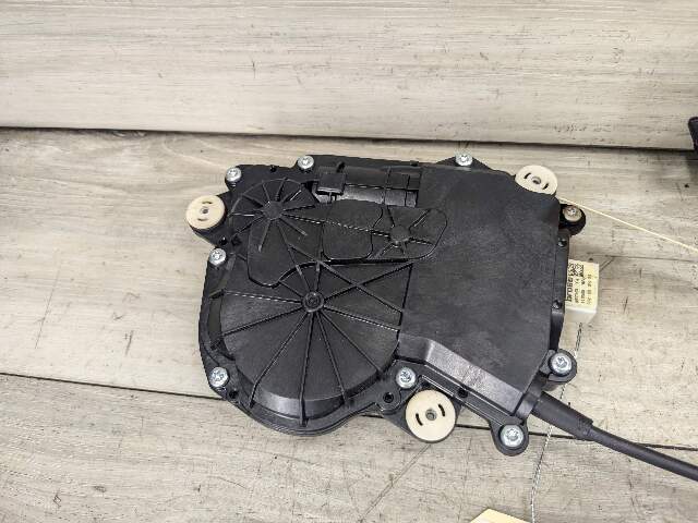 09-15 OEM BMW F01 F02 740 750 760 B7 Trunk Lid Actuator Latch Lock System