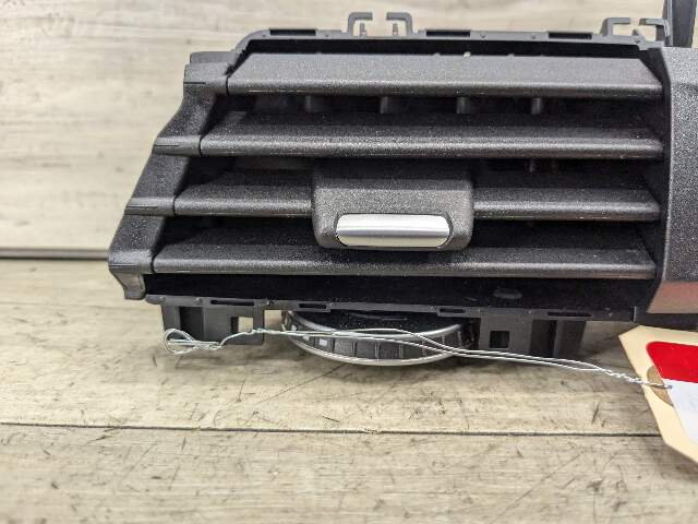 18-24 OEM BMW G01 G02 F97 F98 X3 X4 X3M Center AC Air Vent Dash Dashboard Grille