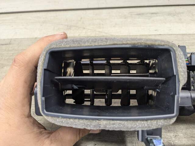 18-24 OEM BMW G01 G02 F97 F98 X3 X4 X3M Center AC Air Vent Dash Dashboard Grille