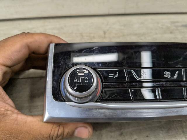 16-19 OEM BMW G11 G12 740 750 A/C AC Rear Heater Climate Control Switch Panel