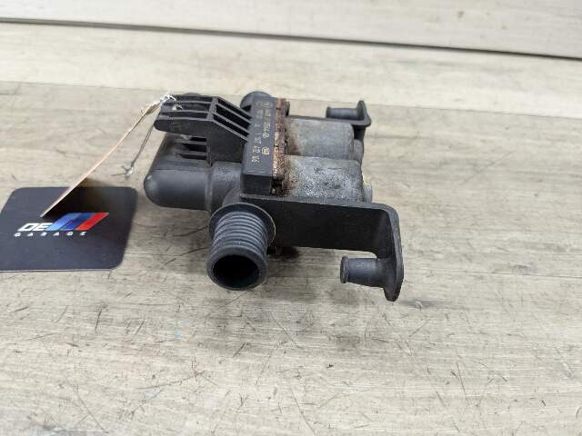 07-19 OEM BMW E70 E71 F15 F16 F85 X5 X6 Engine Water Heater Control Valve Pump