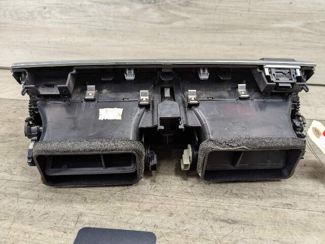 07-14 OEM BMW E70 E71 X5 X6 X5M X6M Dash Center AC Air Vent Grille Hazard Black