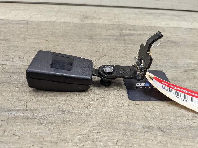 06-14 OEM BMW E70 E71 X5 X6 REAR Left Right Seat Belt Buckle Lower Strap