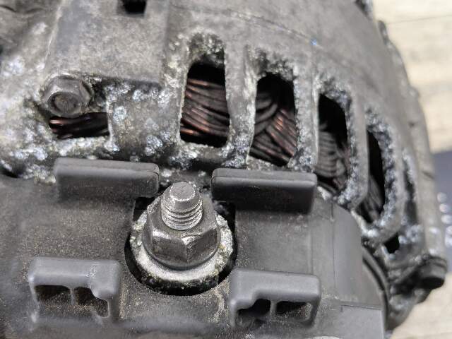 09-13 OEM BMW E70 X5 E90 335d Diesel Engine M57Y Alternator Generator 220A
