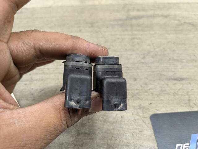 07-14 OEM BMW E70 E71 X5 X6 Bumper Parking PDC Ultrasonic Sensor White 300 PAIR