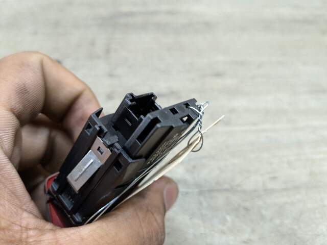 16-19 OEM BMW G12 G30 F90 M5 Center Hazard Warning Flasher Control Switch Module