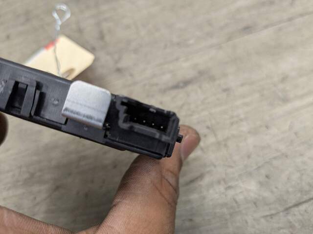16-19 OEM BMW G11 G12 740 750 Left Driver Side Touch Sensor Ventilation Button