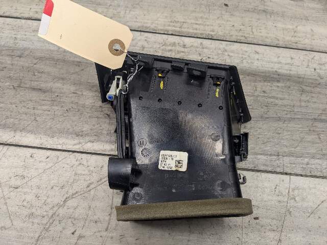 09-15 OEM BMW F01 F02 740 750 760 Left Driver Side Air AC Vent Dash Grille