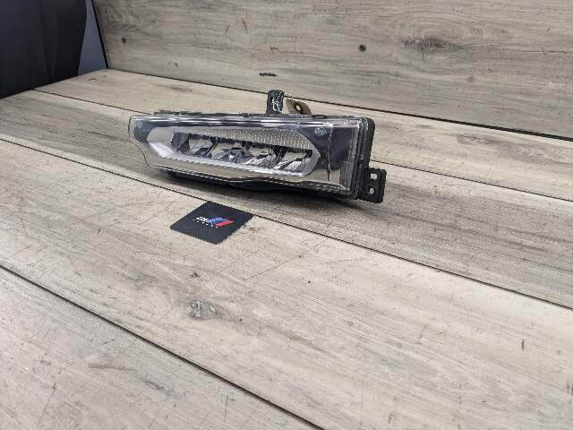 18-21 OEM BMW G01 G02 30 M40 Front Left Driver Side LED Fog Light Lamp
